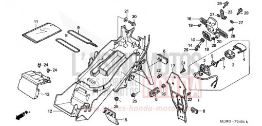PARAFANGO POSTERIORE (2) CBR600FR1 di 2001